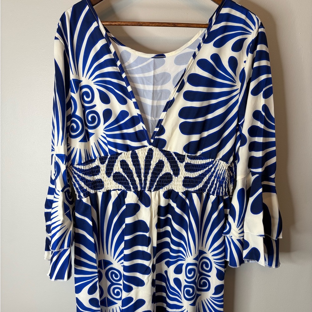 Women Floral Romper 70s style - NWOT